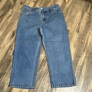 Cherokee capris size‎ 10